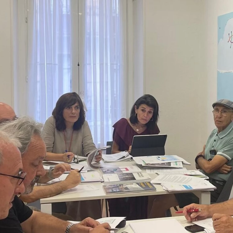 Imagen relacionada de reunion gobierno vasco organizaciones mayores
