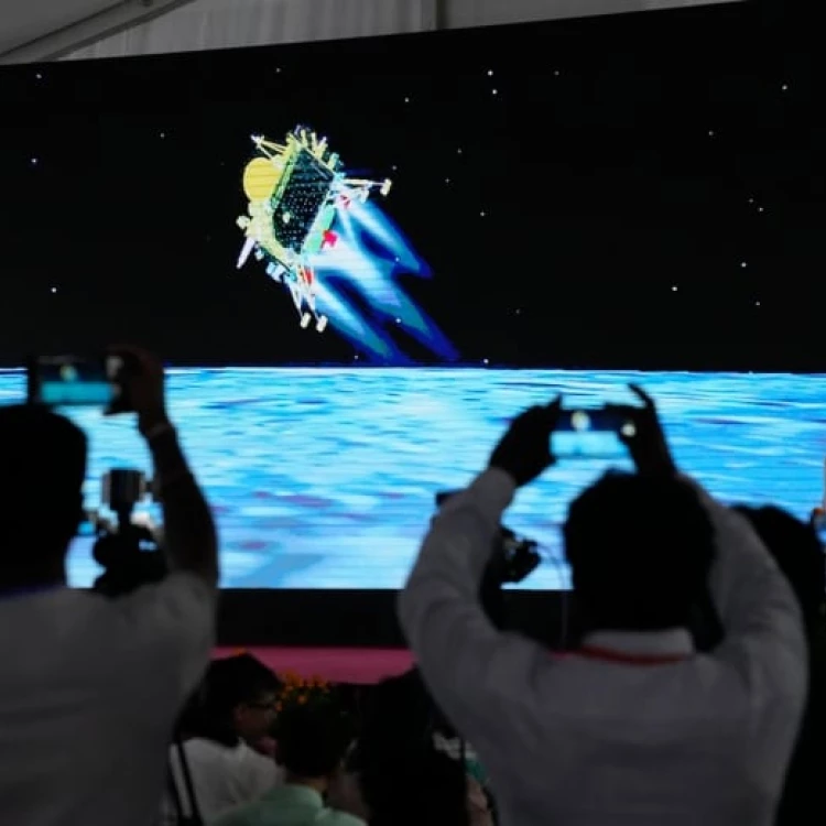 Imagen relacionada de india cuarto pais llegar luna nave aterriza polo sur lunar