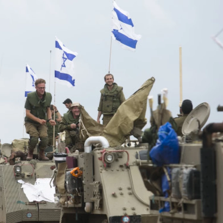 Imagen relacionada de israel amasa tropas frontera gaza libano