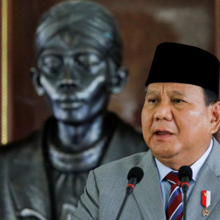 Imagen relacionada de controversia indonesia limite edad candidatos presidenciales