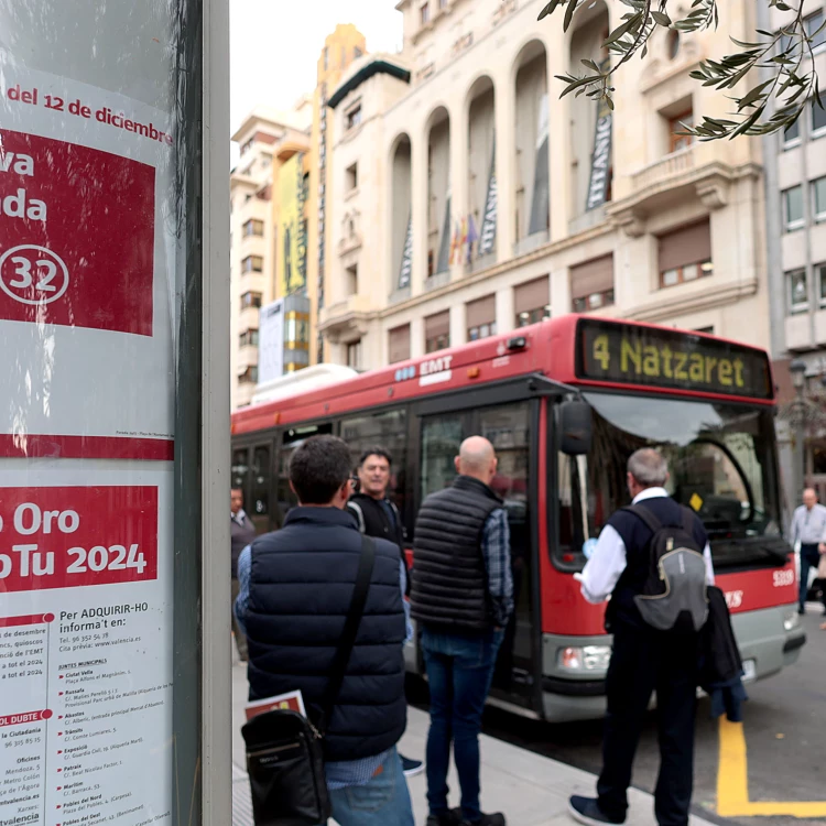 Imagen relacionada de crecimiento transporte publico valencia