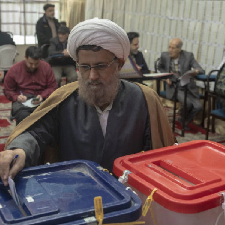 Imagen relacionada de elecciones iran baja participacion boicot