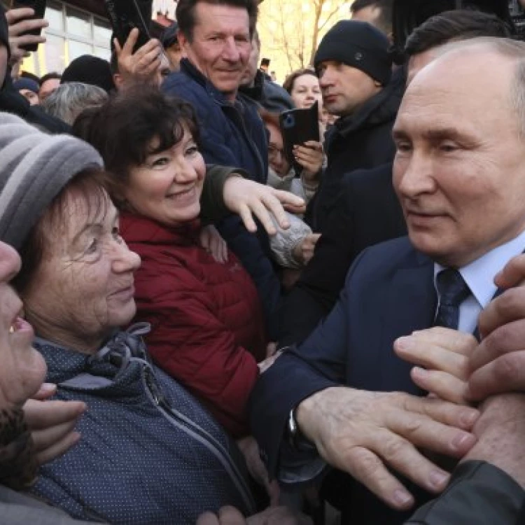 Imagen relacionada de elecciones rusia putin mandato represion