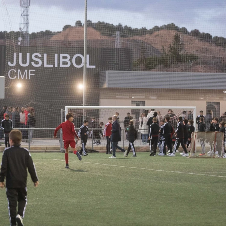 Imagen relacionada de nuevo campo futbol 7 juslibol mejorara instalaciones deportivas zaragoza