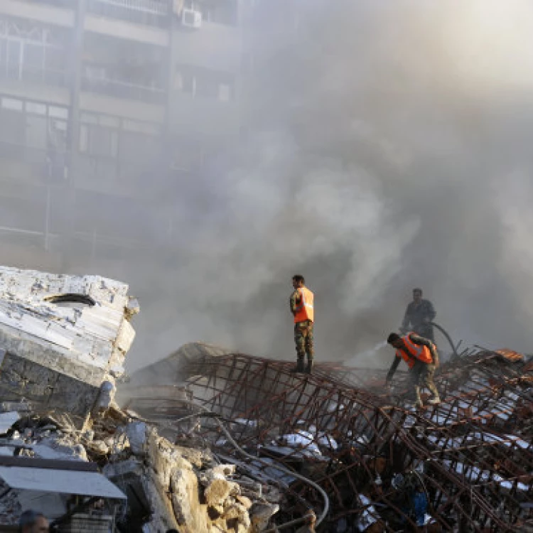 Imagen relacionada de letal ataque aereo destruye parte embajada iran siria