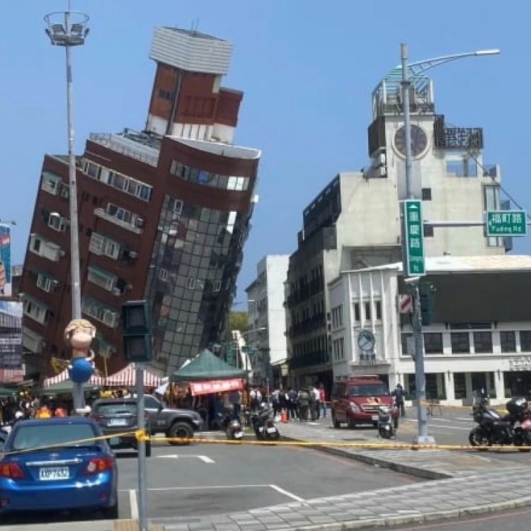 Imagen relacionada de fuerte terremoto sacude taiwan